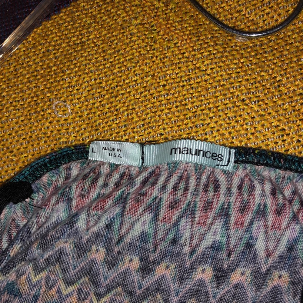 Colorful Top - Picture 4 of 4